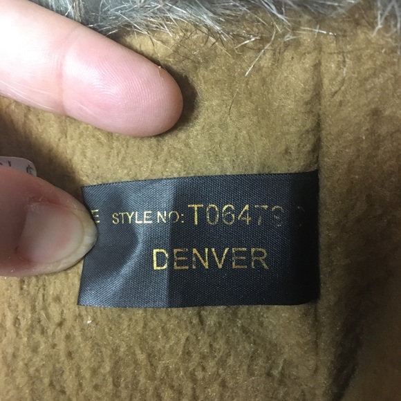 Wanderlust Women’s Mid Calf Tan Leather Winter Boot with Fur & Buckle Accent - Picture 6 of 8